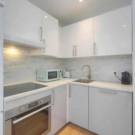 Apartment Immogroom - Bright And Modern With A-c Cannes