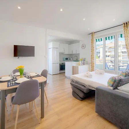 Immogroom - Bright And Modern With A-c Apartment *