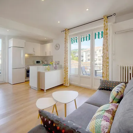 Immogroom - Bright And Modern With A-c Apartment *