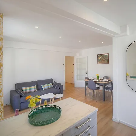 Immogroom - Bright And Modern With A-c Apartment Cannes